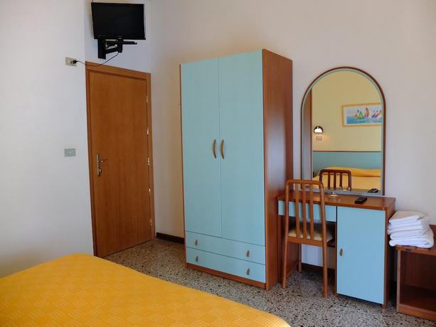 Imagen de la habitación del Hotel Villa Nora, Bellaria-Igea Marina. Foto 17