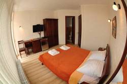 Imagen general del Hotel Villa Nova, Tatariv. Foto 8