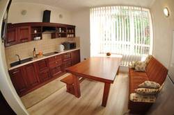 Imagen de la habitación del Hotel Villa Nova, Tatariv. Foto 33