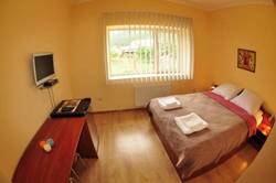 Imagen de la habitación del Hotel Villa Nova, Tatariv. Foto 62