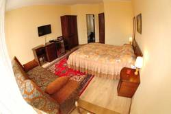 Imagen de la habitación del Hotel Villa Nova, Tatariv. Foto 83