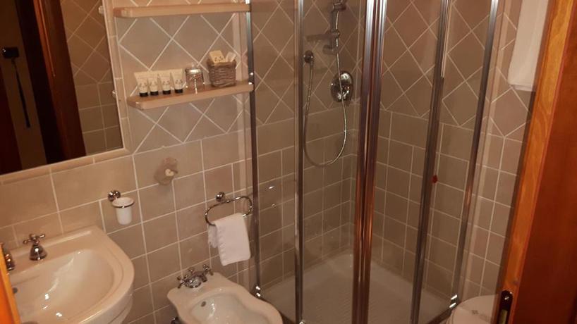 Imagen de la habitación del Hotel Villa Novecento Romantic. Foto 3