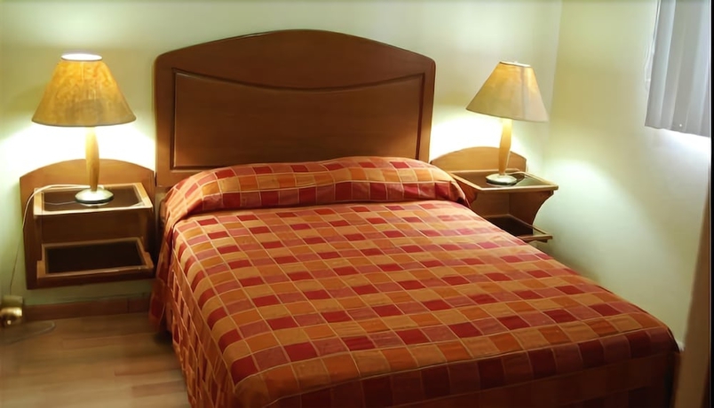 Imagen de la habitación del Hotel Villa Nuria. Foto 4