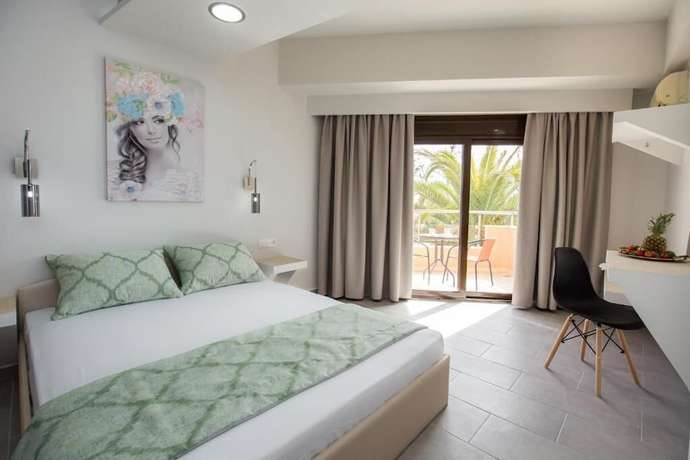 Imagen de la habitación del Hotel Villa Oasis, Limenaria. Foto 13