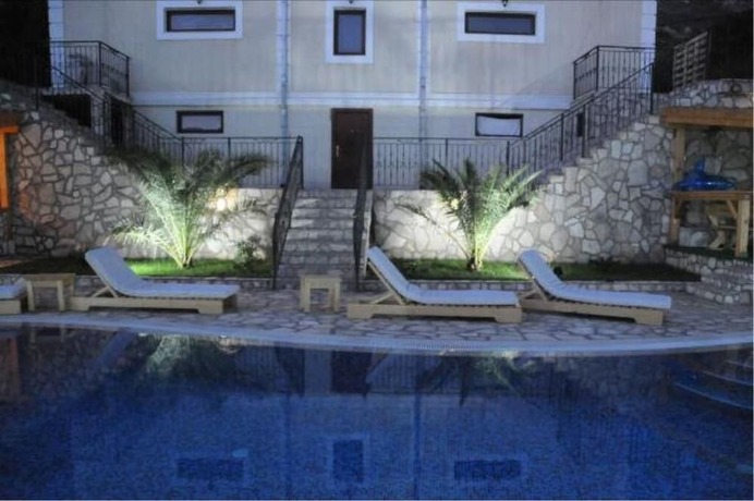 Imagen general del Hotel Villa Oasis with swimming pool. Foto 4