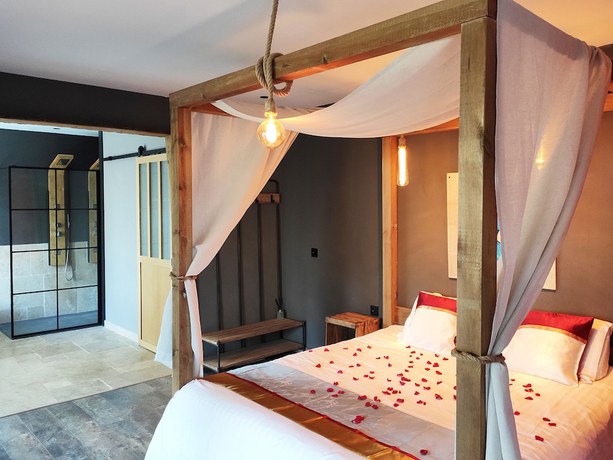 Imagen de la habitación del Hotel Villa Occitana. Foto 4