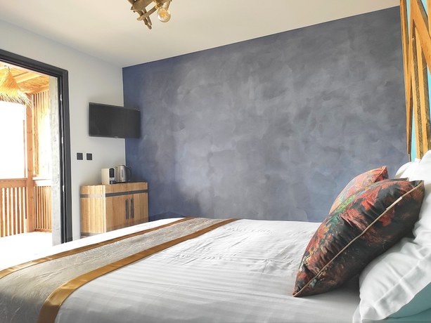Imagen de la habitación del Hotel Villa Occitana. Foto 10