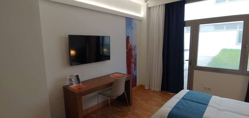Imagen de la habitación del Hotel Villa Odón. Foto 4