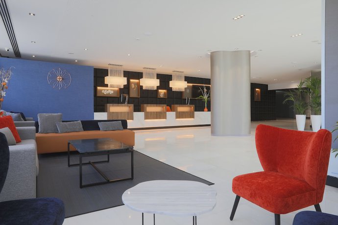 Imagen de los interiores del Hotel Villa Odón. Foto 17