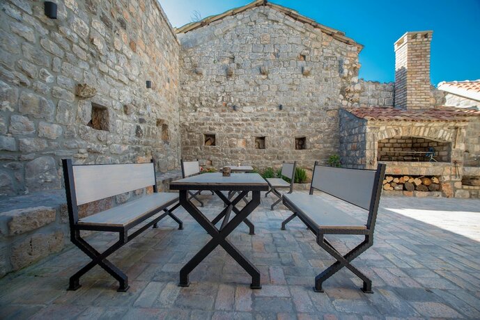 Imagen de la habitación del Hotel Villa Old Castle. Foto 13