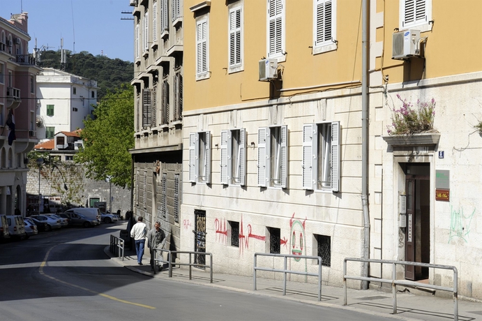 Imagen de los exteriores del Hotel Villa Olea. Foto 13