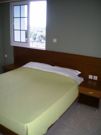 Imagen de la habitación del Hotel Villa Olive Grove. Foto 12