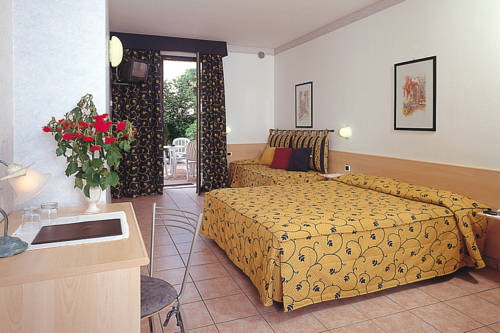 Imagen de la habitación del Hotel Villa Olivo. Foto 13