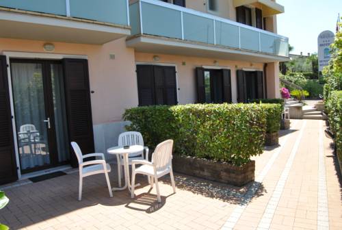 Imagen de la habitación del Hotel Villa Olivo. Foto 14