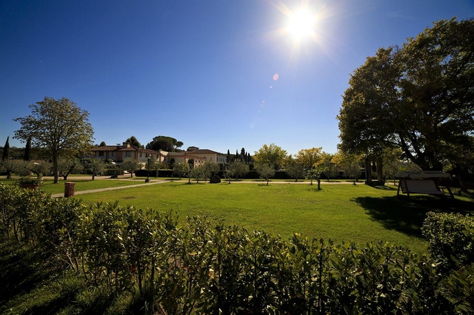 Imagen de los exteriores del Hotel Villa Olmi Firenze. Foto 9