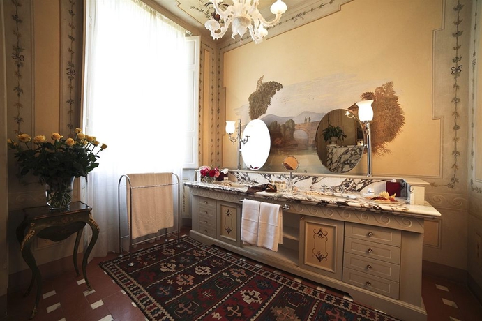 Imagen de la habitación del Hotel Villa Olmi Firenze. Foto 5