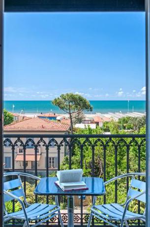 Imagen general del Hotel Villa Ombrosa, Marina Di Pietrasanta. Foto 6