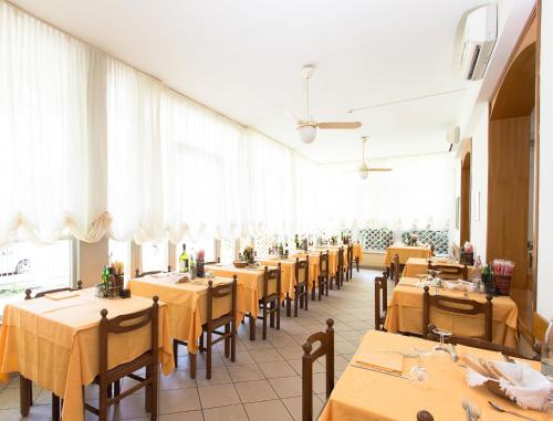 Imagen general del Hotel Villa Ombrosa, Milano Marittima. Foto 5