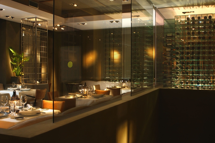 Imagen del bar/restaurante del Hotel Villa Oniria. Foto 2