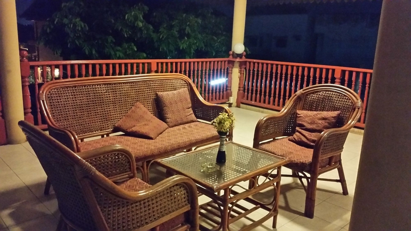 Imagen de los exteriores del Hotel Villa Oranje. Foto 13