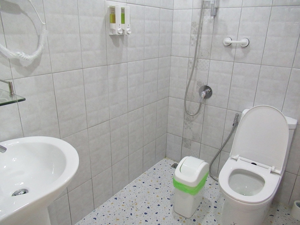 Imagen de la habitación del Hotel Villa Oranje Pattaya. Foto 18