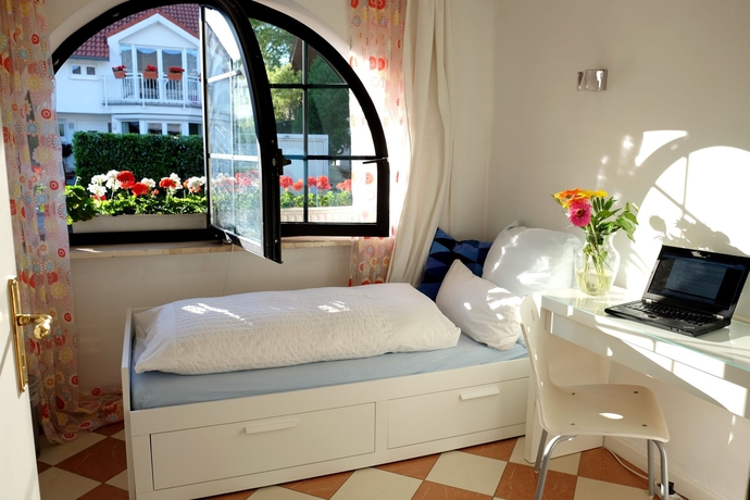 Imagen de la habitación del Hotel Villa Orchard Frankfurt. Foto 5