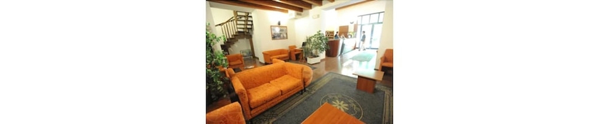 Imagen de los interiores del Hotel Villa Orchidea, Vittoria. Foto 12