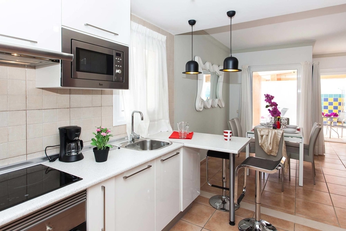 Imagen de la habitación del Hotel Villa Orión. Foto 4