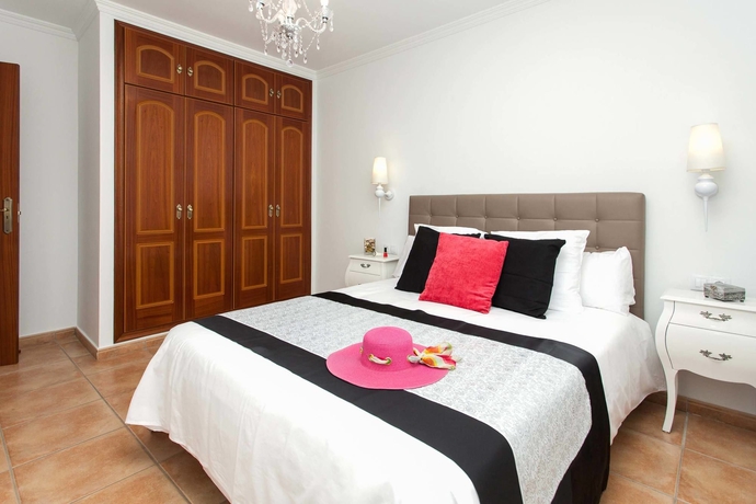 Imagen de la habitación del Hotel Villa Orión. Foto 6