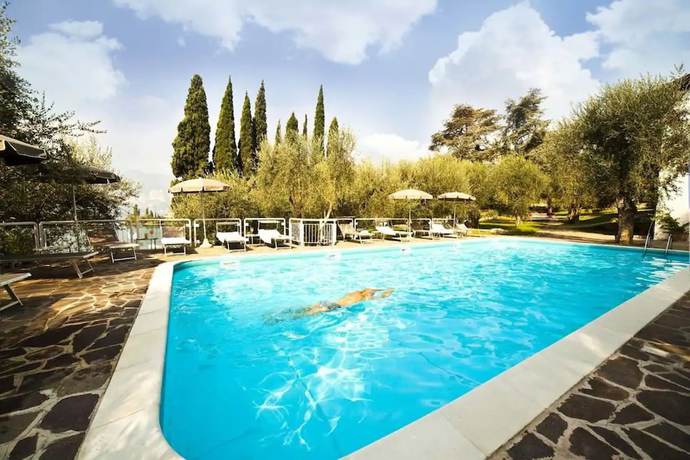 Imagen de la piscina del Hotel Villa Orizzonte, Cassone. Foto 17