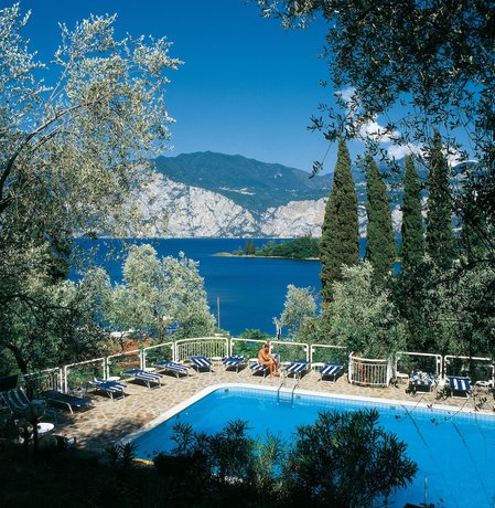 Imagen de la piscina del Hotel Villa Orizzonte, Cassone. Foto 20