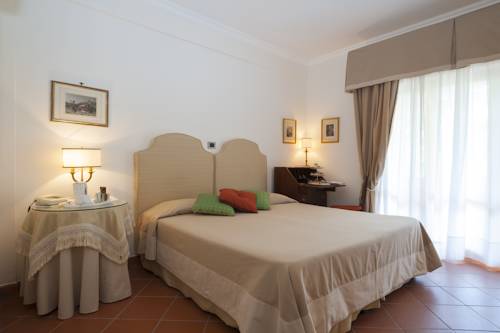 Imagen de la habitación del Hotel Villa Ottone. Foto 9