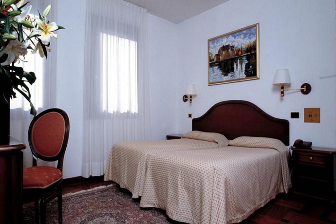 Imagen general del Hotel Villa Pace Park Bolognese. Foto 7