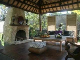 Imagen general del Hotel Villa Pakem Yogyakarta. Foto 8