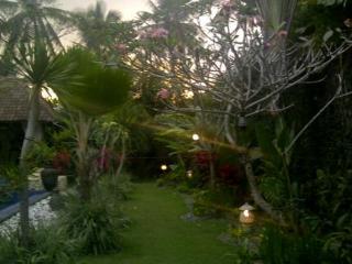 Imagen general del Hotel Villa Pakem Yogyakarta. Foto 14