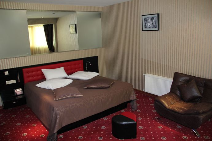 Imagen de la habitación del Hotel Villa Palace. Foto 6