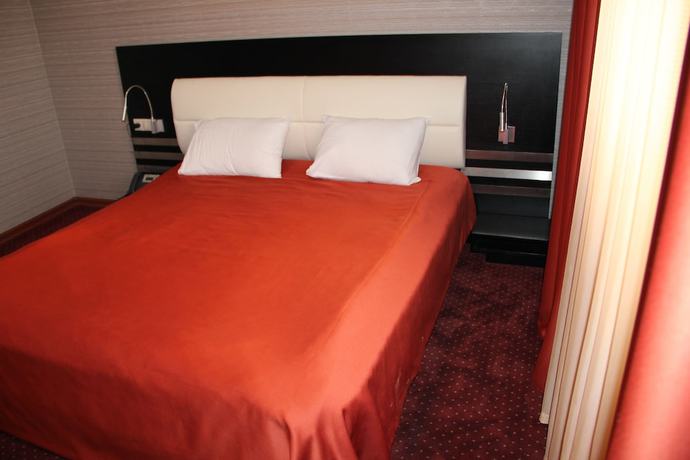 Imagen de la habitación del Hotel Villa Palace. Foto 12
