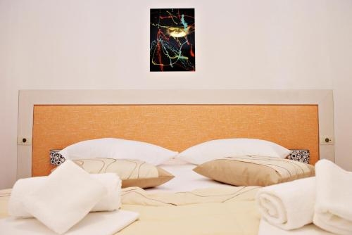 Imagen de la habitación del Hotel Villa Palloma. Foto 7
