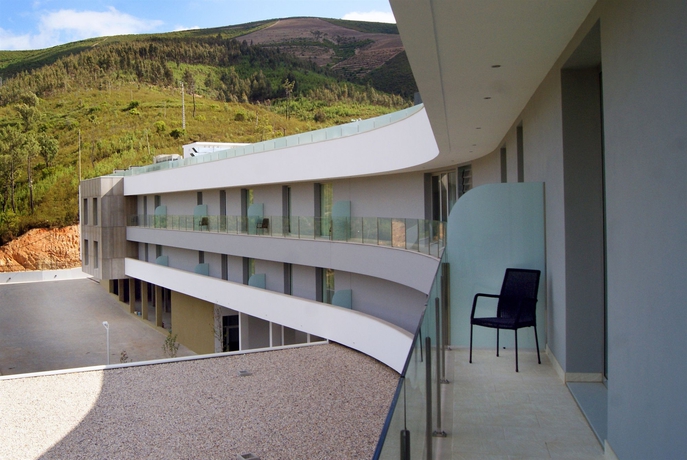 Imagen de los exteriores del Hotel Villa Pampilhosa. Foto 6