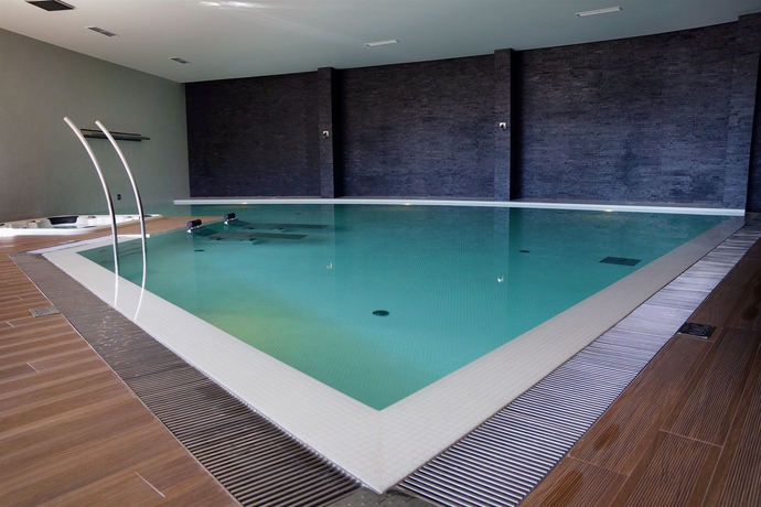 Imagen de la piscina del Hotel Villa Pampilhosa. Foto 15