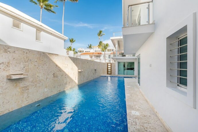 Imagen general del Hotel Villa Pandora Luxury Beachfront Villa in Los Corales Bavaro. Foto 4