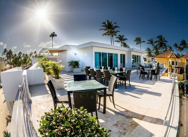Imagen general del Hotel Villa Pandora Luxury Beachfront Villa in Los Corales Bavaro. Foto 18