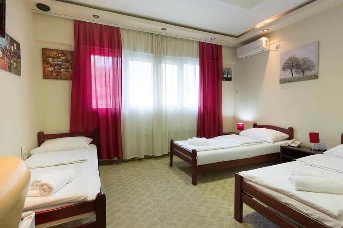 Imagen de la habitación del Hotel Villa Panorama. Foto 8