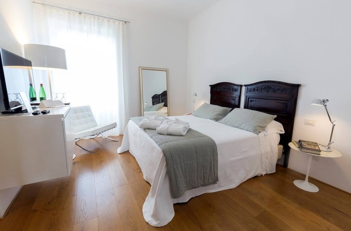 Imagen de la habitación del Hotel Villa Paola. Foto 8