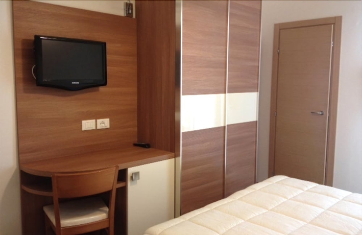 Imagen de la habitación del Hotel Villa Paola, Rimini. Foto 14