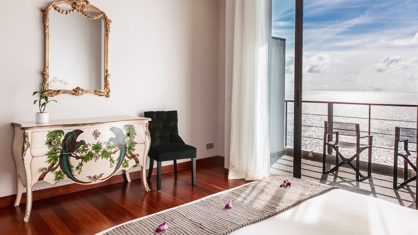 Imagen de la habitación del Hotel Villa Paradiso, Nai Thon Beach. Foto 6
