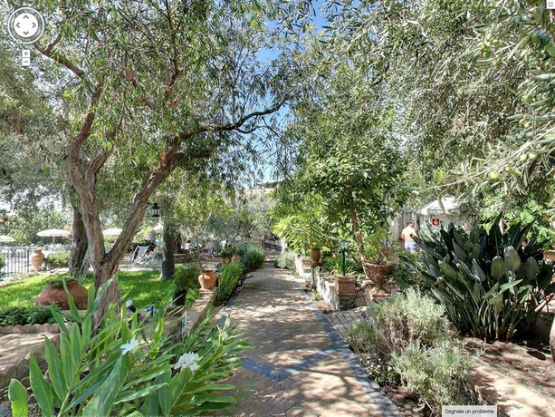 Imagen de los exteriores del Hotel Villa Paradiso, Taormina . Foto 7