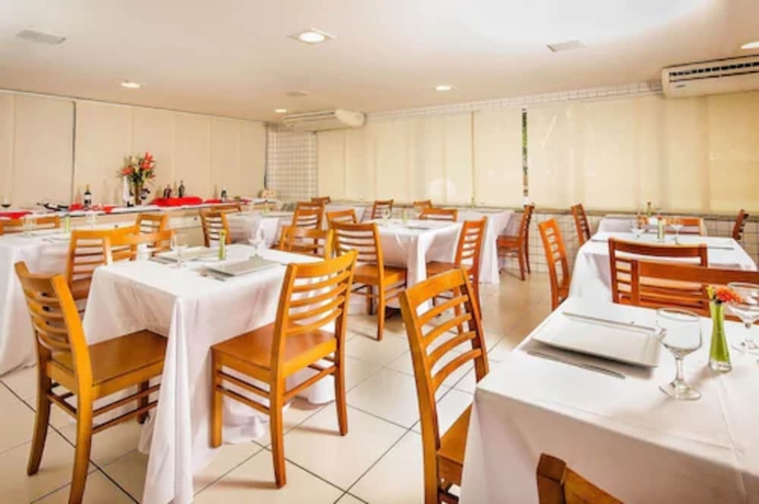 Imagen del bar/restaurante del Hotel Villa Park. Foto 4