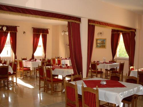 Imagen general del Hotel Villa Park, Szilvásvárad. Foto 1