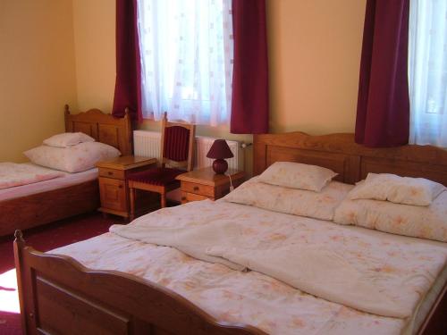 Imagen general del Hotel Villa Park, Szilv&aacute;sv&aacute;rad. Foto 3